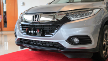 Honda HR-V L 2019 thumb